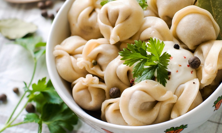 Image 3: Raffiniertes osteuropäisches 2-Gänge-Menü für 2 - 4 Personen