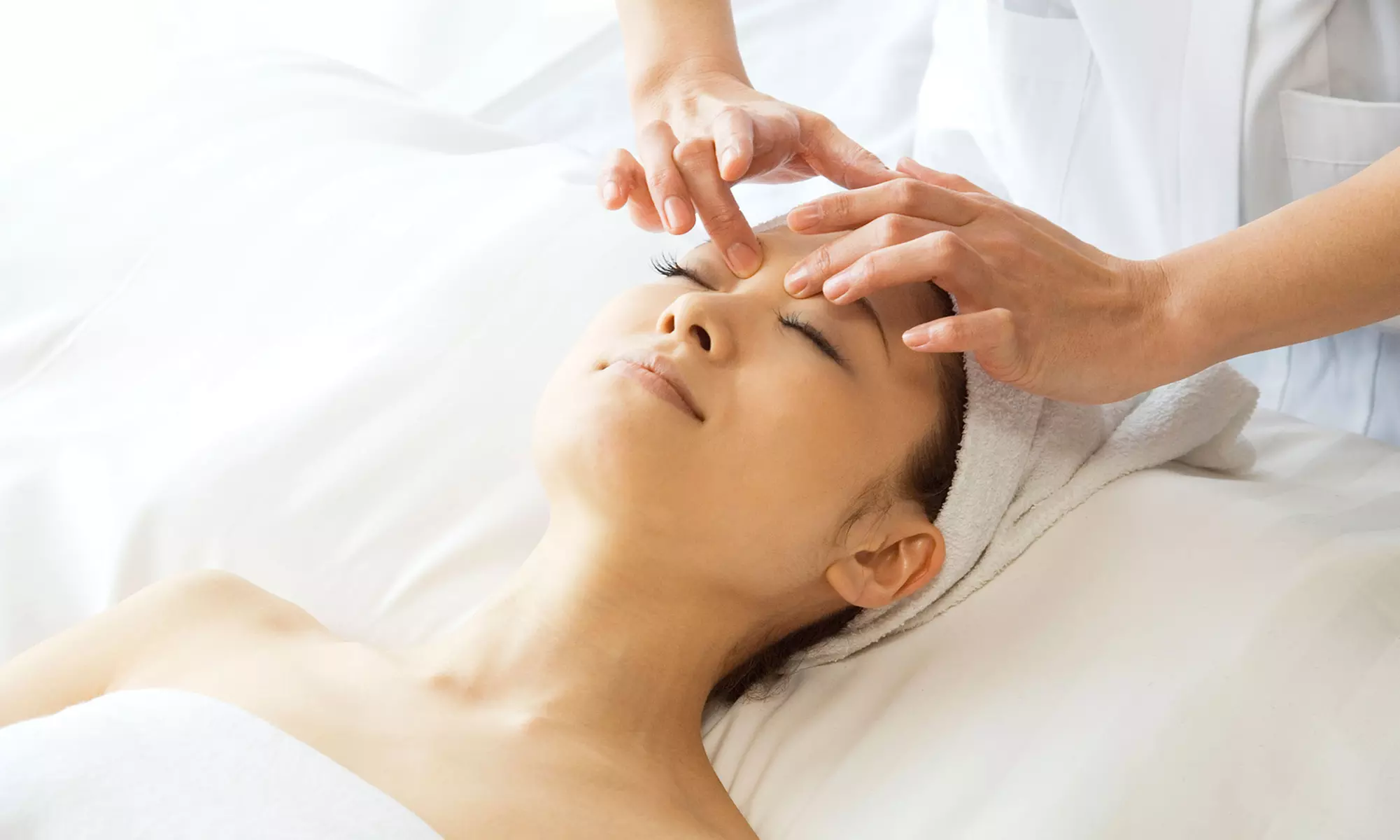 Explore Bella Medspa's Mother's Day facial treatments with up to 35% off, including facials and body contouring options - Primary Image