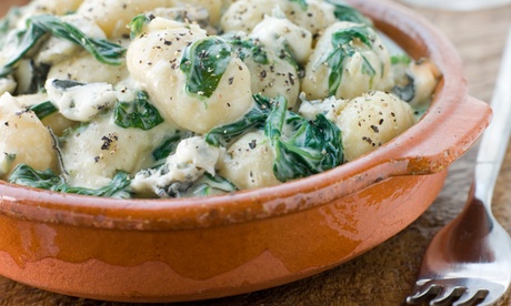 Menu agriturismo da 3 o 4 portate con vino per 2 o 4 persone alla Società Agricola La Nuova (sconto 64%)