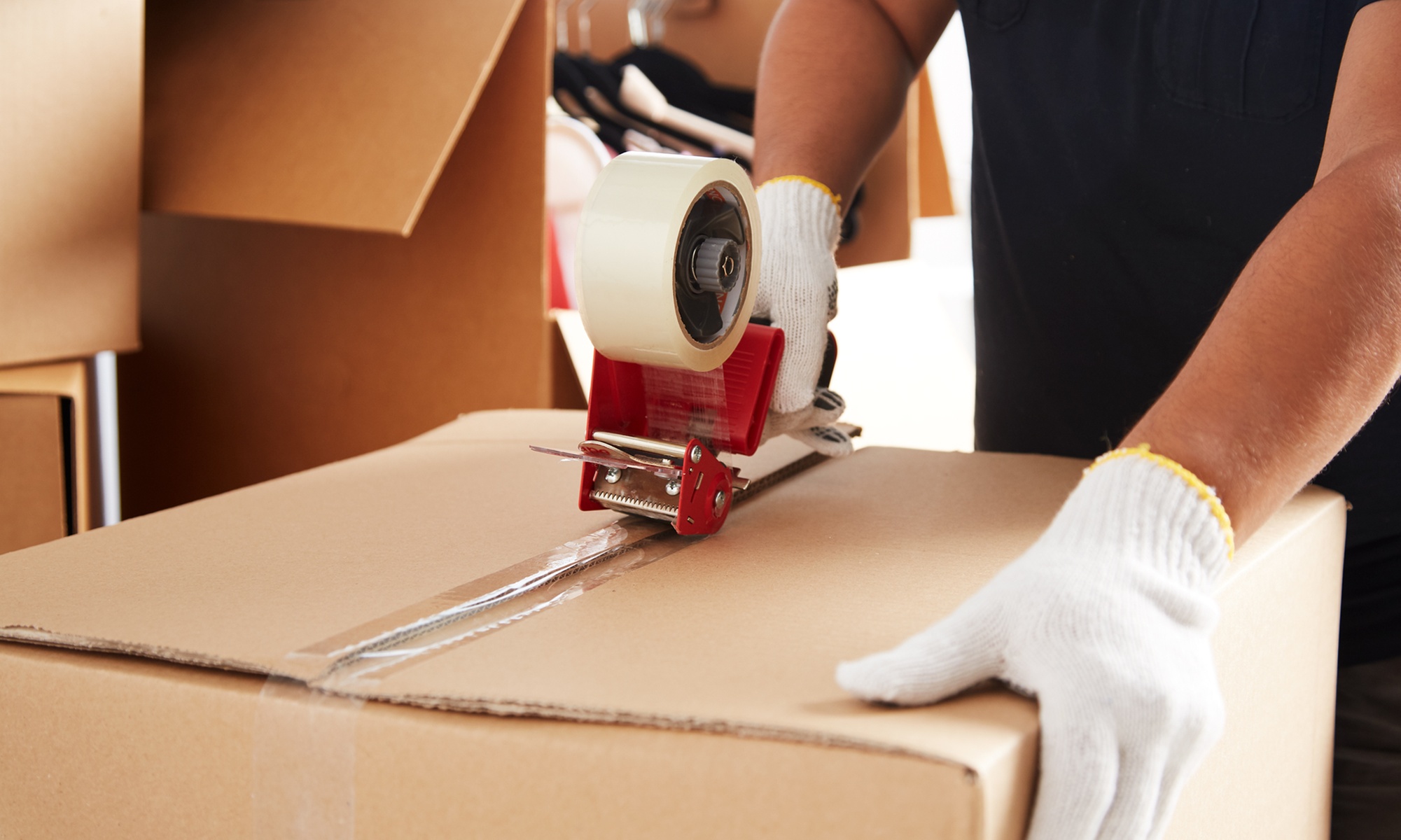 2 or 4 Standard Size Rooms Stress-Free Professional Packing Service