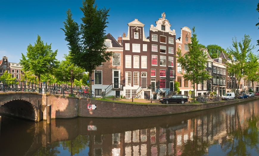 Image 5: ✈Amsterdam & Paris: 4 or 6 Nights with Hotels, Train & Flights 