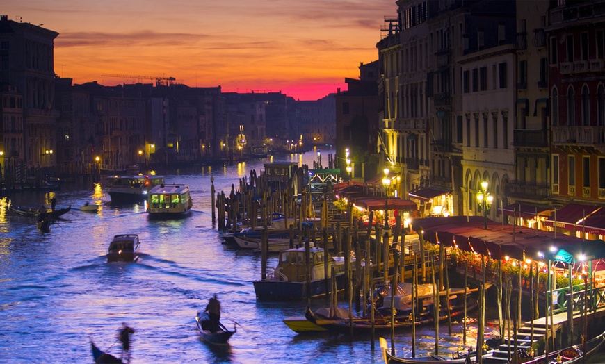 Image 7: ✈ Venice: 2- to 4-Night 4* Stay with Breakfast