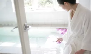 40-Minute Moroccan Bath with Optional Sugar Body Scrub and Express Facial at Herz Beauty Salon