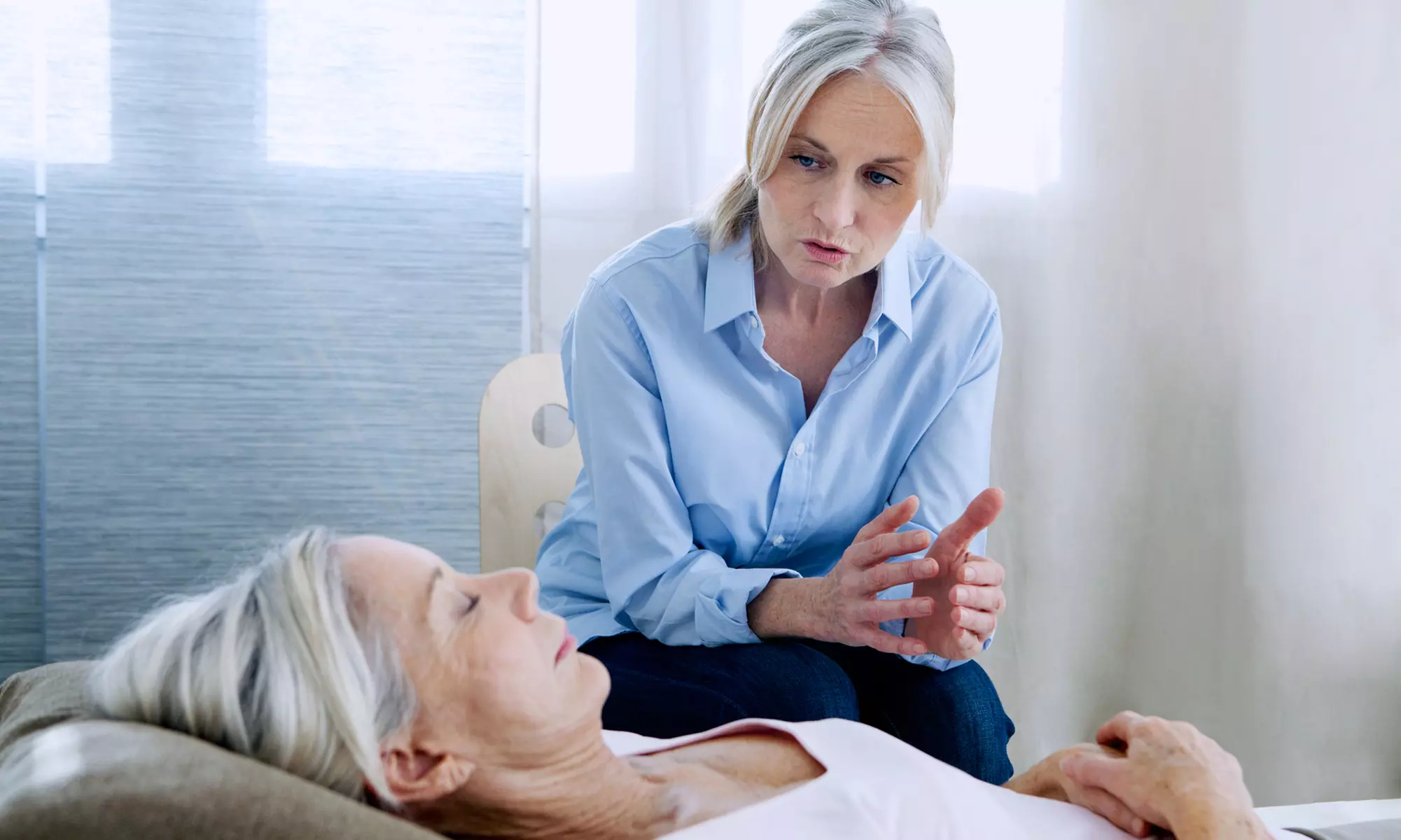 Kursy online: Terapia poznawczo–behawioralna, regulacji emocji, schematów i więcej z Online Edukacja (do -60%) - Primary Image