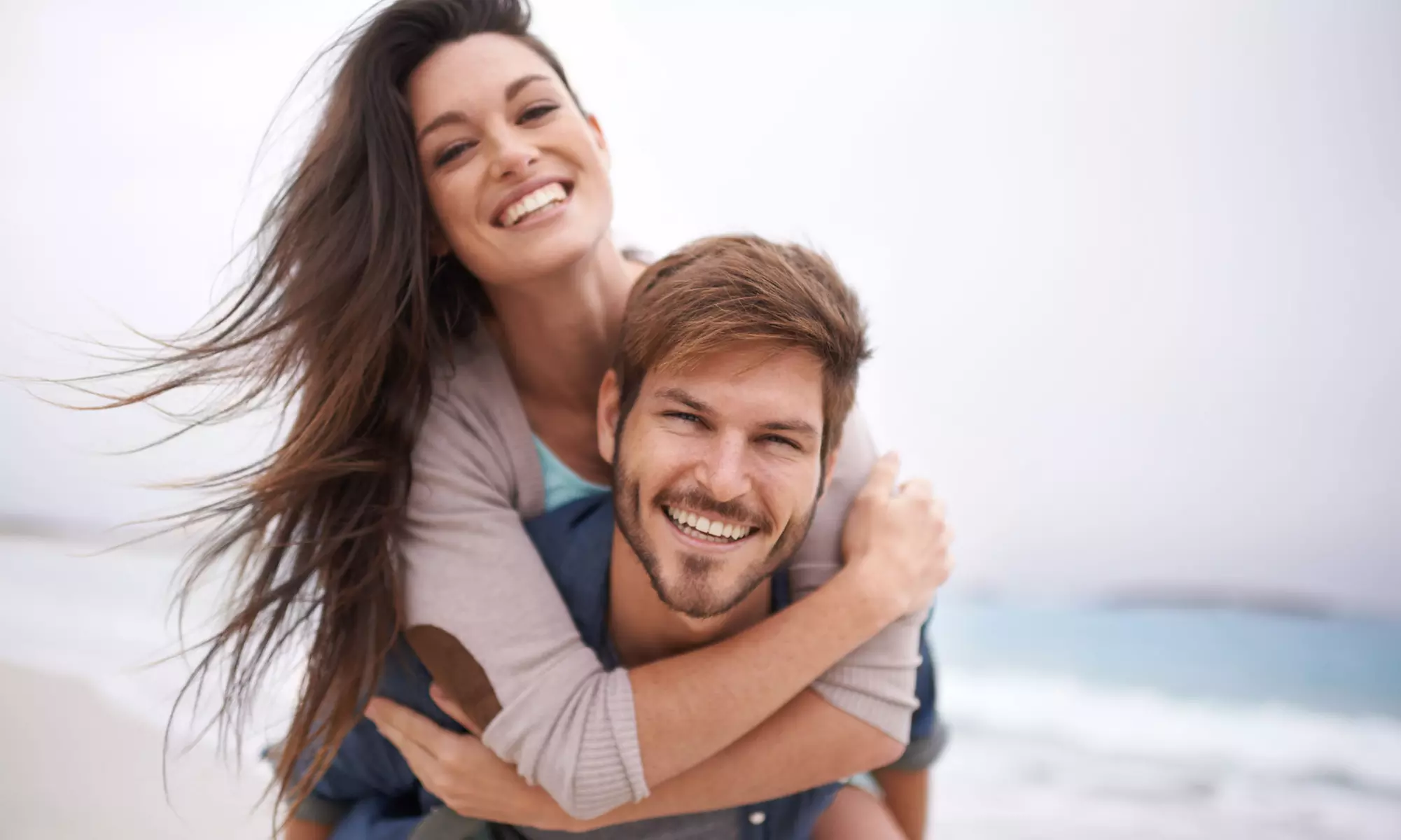 Tratamiento fortalecedor del cabello con tecnología Dermapen en Baobá