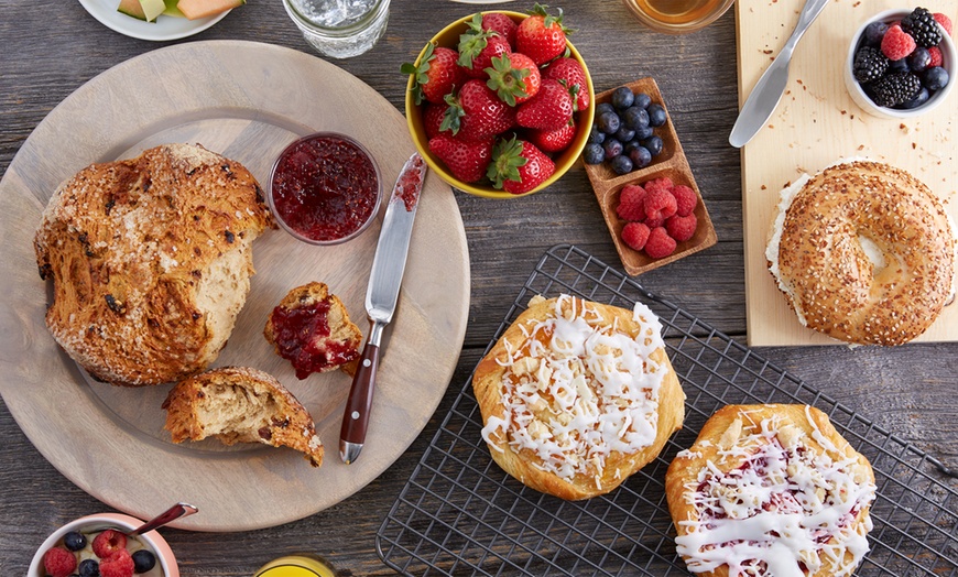 Image 1: Guter Start in den Tag: Veganes Frühstück für 2 oder 4 Personen