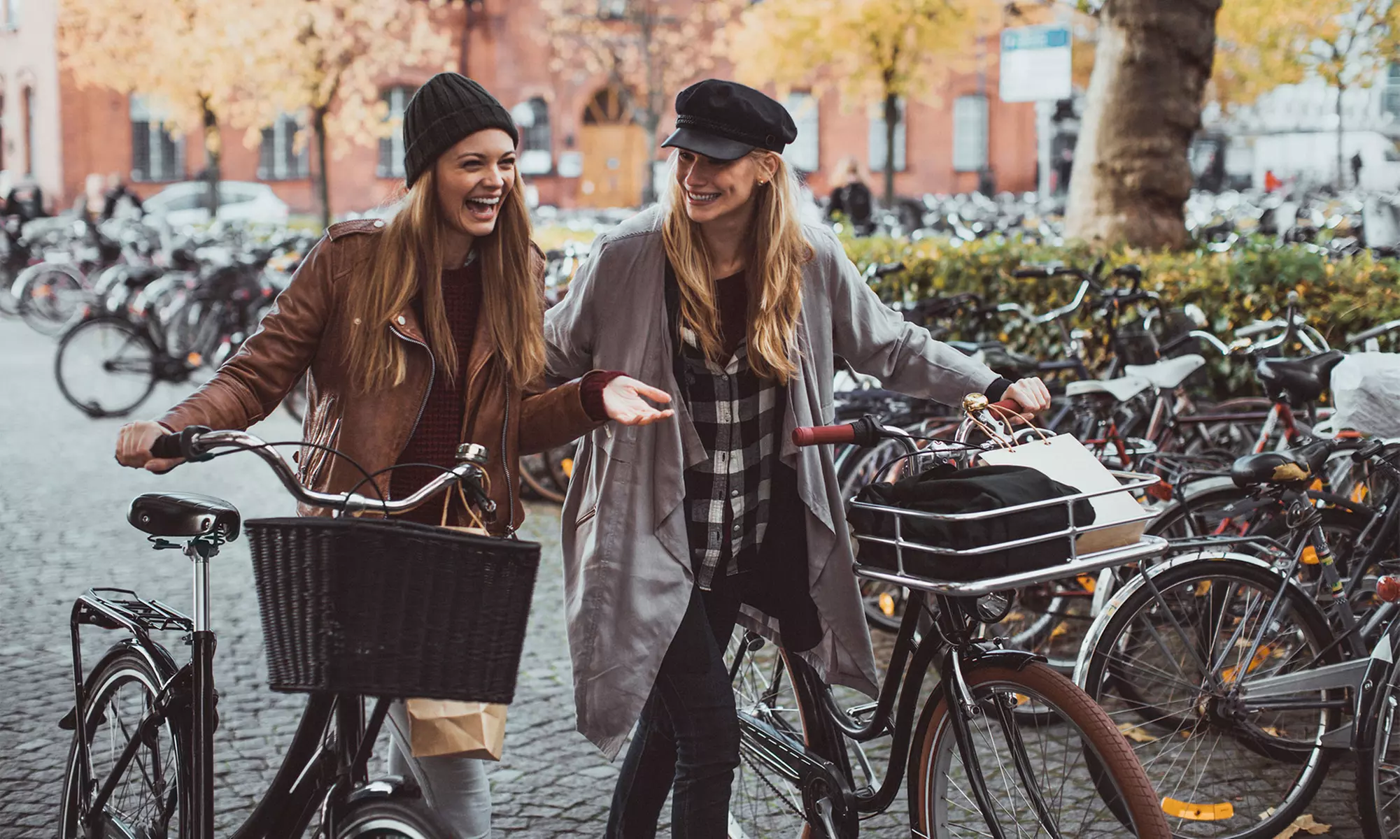 C$50 or C$100 Towards Bike Gear, Accessories, Apparel, and More at Element Cycling (Up to 50% Off) - Primary Image