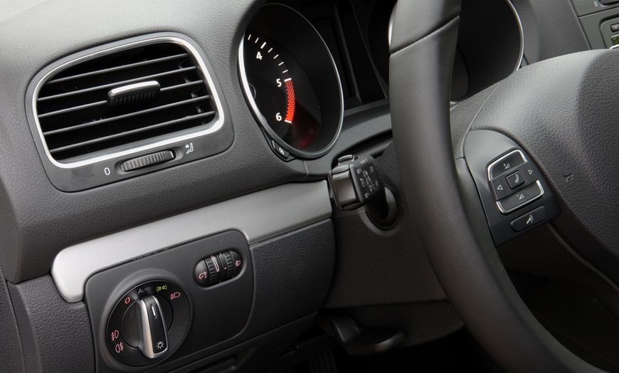 Image 1: PKW-Klimaservice für Gas R134a inkl. Neubefüllung bis 500 g Kühlmittel