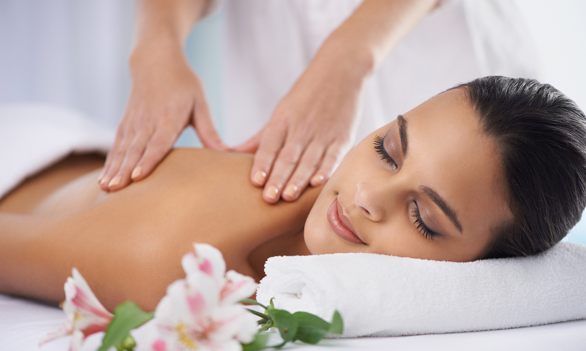 Relax with a Therapeutic Massage Session 