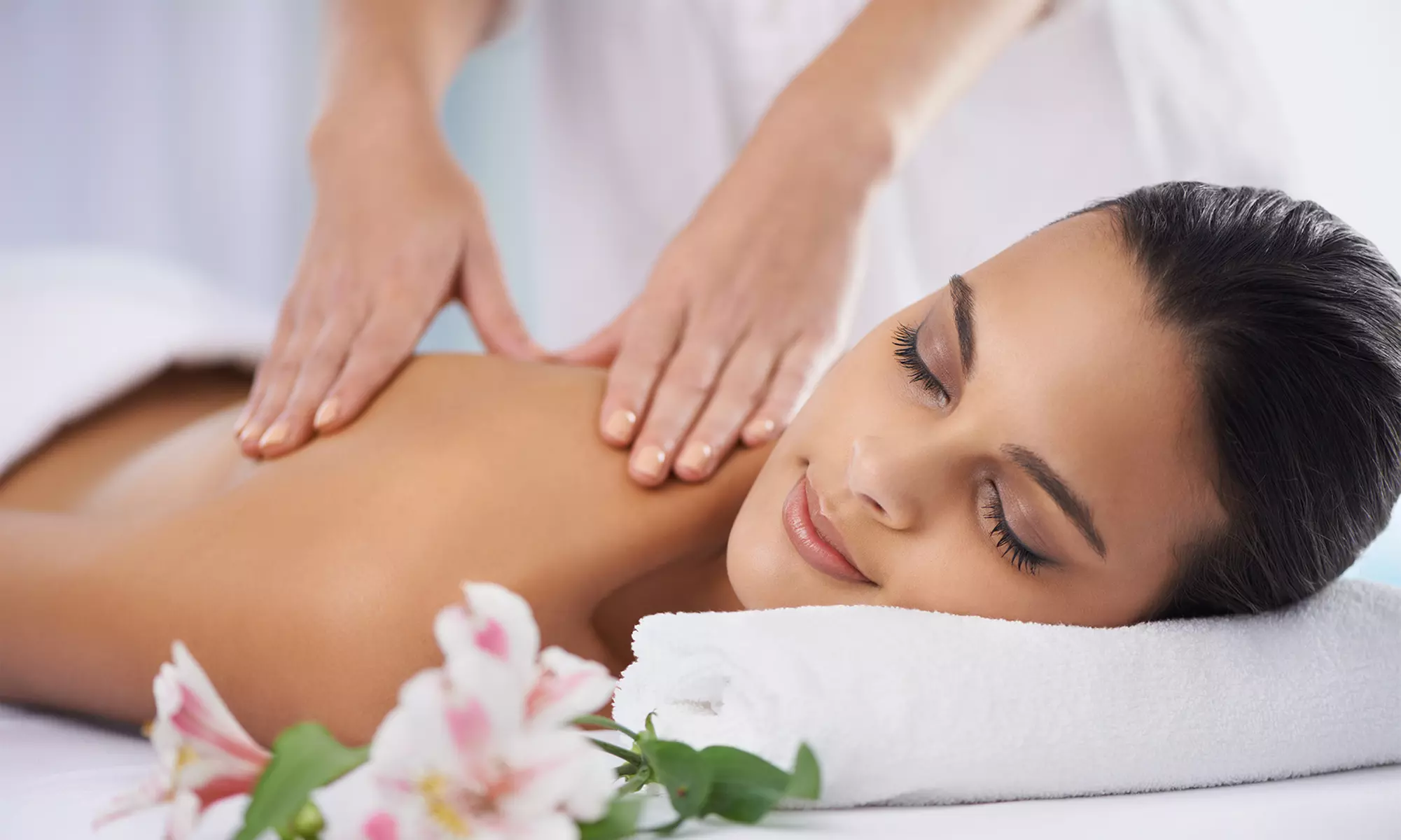 Up to 37% Off on  at Facial Lounge