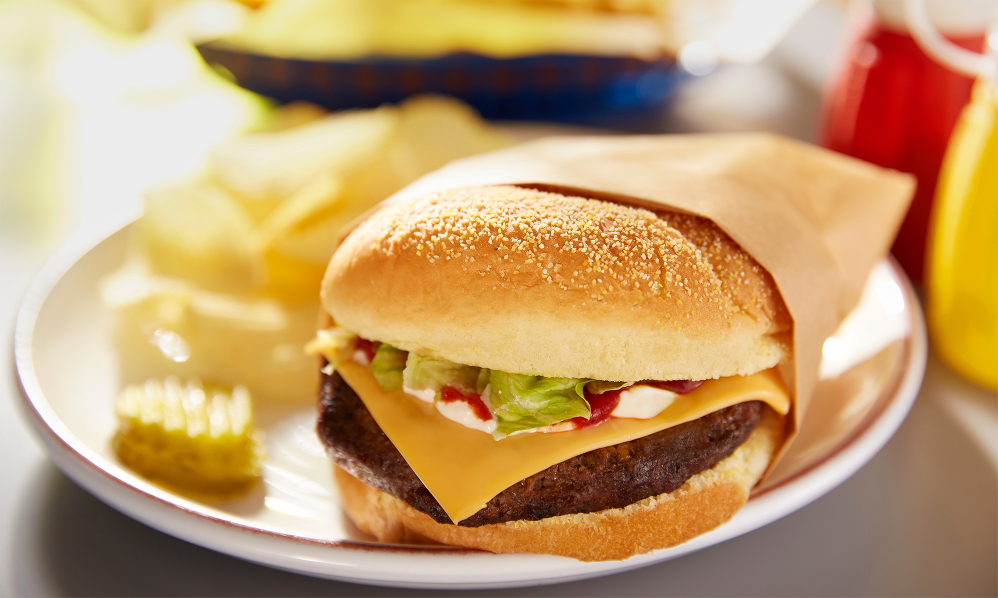 Burger nach Wahl inkl. Pommes und Softdrink für 1, 2 oder 4 Personen