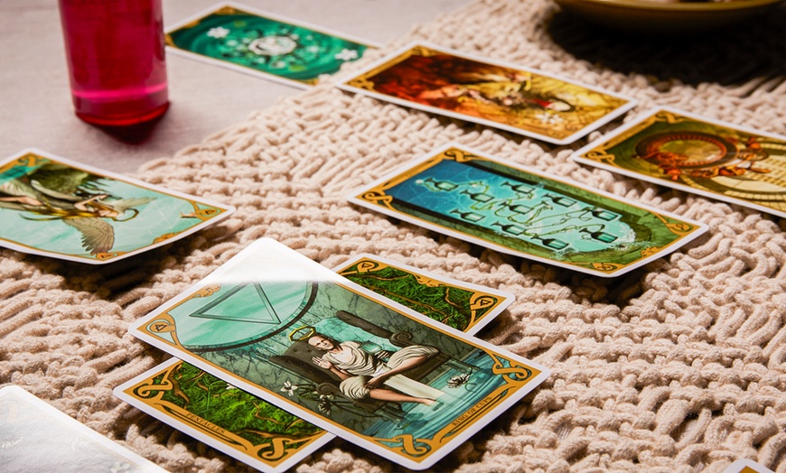 Image 1: Online Tarot Course