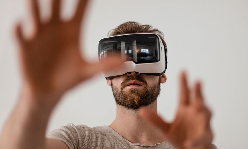 Image 1: One VR Game of Choice for Up to Eight People at VR Kingdom