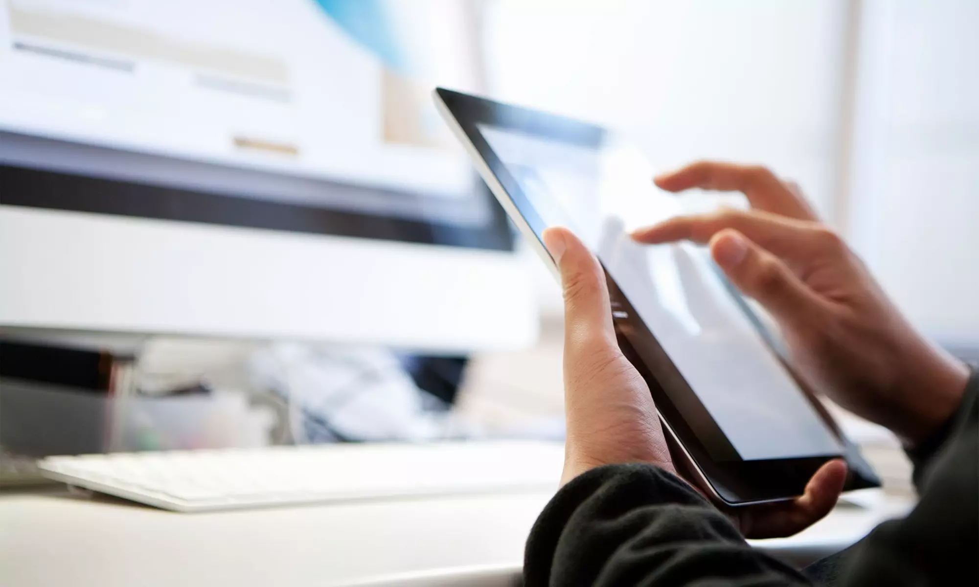 Formule code de la route en ligne illimité pendant 1, 3, 6 mois ou 1 an, dès 5€ sur le site de l'Auto-Ecole De La Mairie - Primary Image