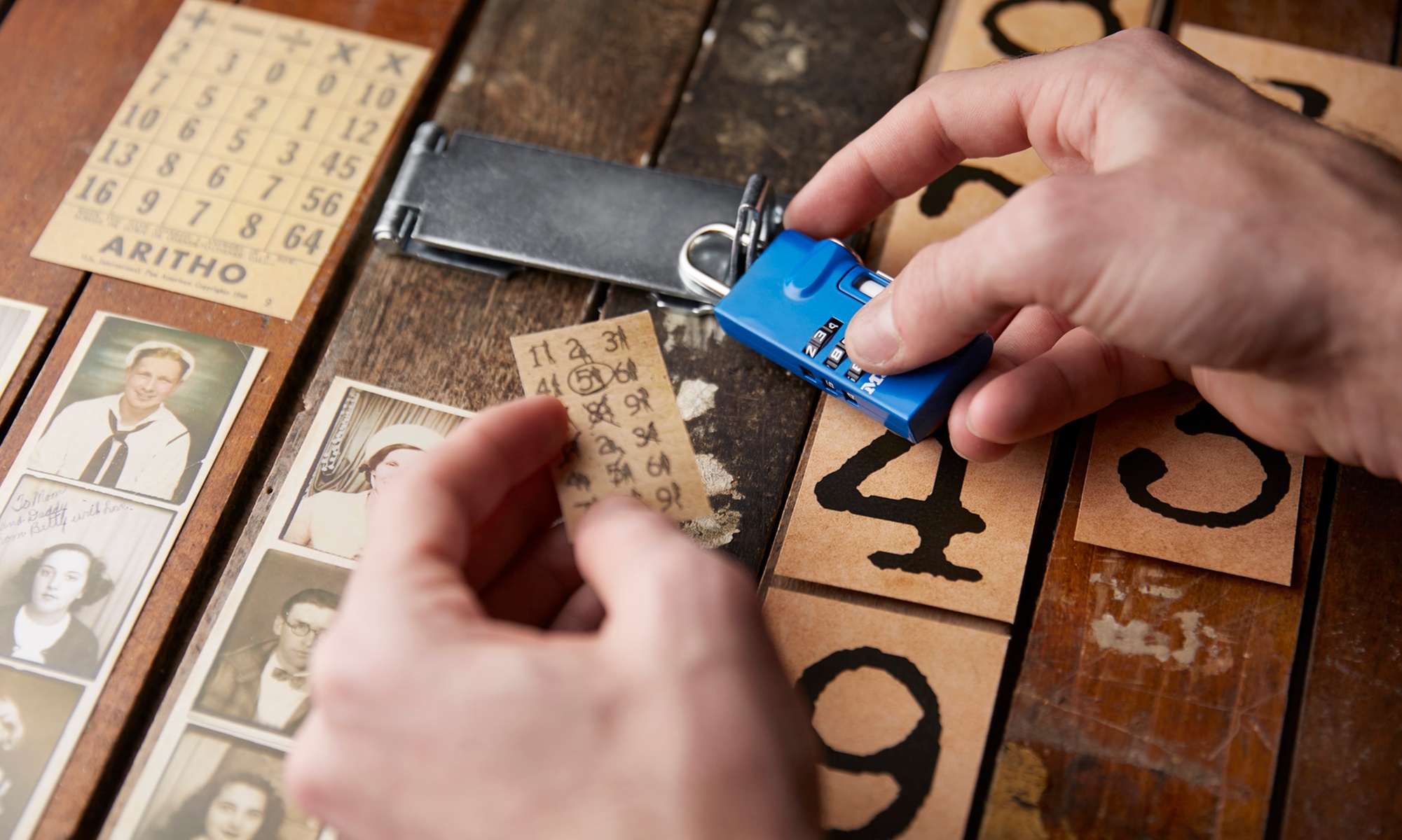 Private or Triology Mastermind Escape for 4 or 6 People