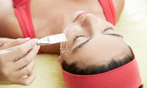 Studio Medico Carlo Zappalà: Peeling medico al viso abbinato ad elettroporazione e filler (sconto fino a 70%). Valido in 2 sedi