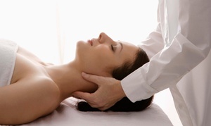 Estilo Topisimas: Desde $119 por sesión de masajes para uno o dos con opción a reiki en Estilo Topisimas. 2 sucursales.