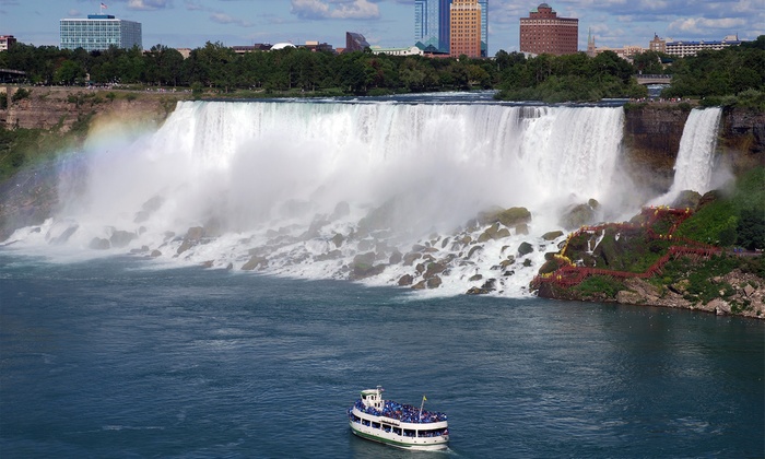 Hotel in Niagara Falls with Dining and Entertainment Credits