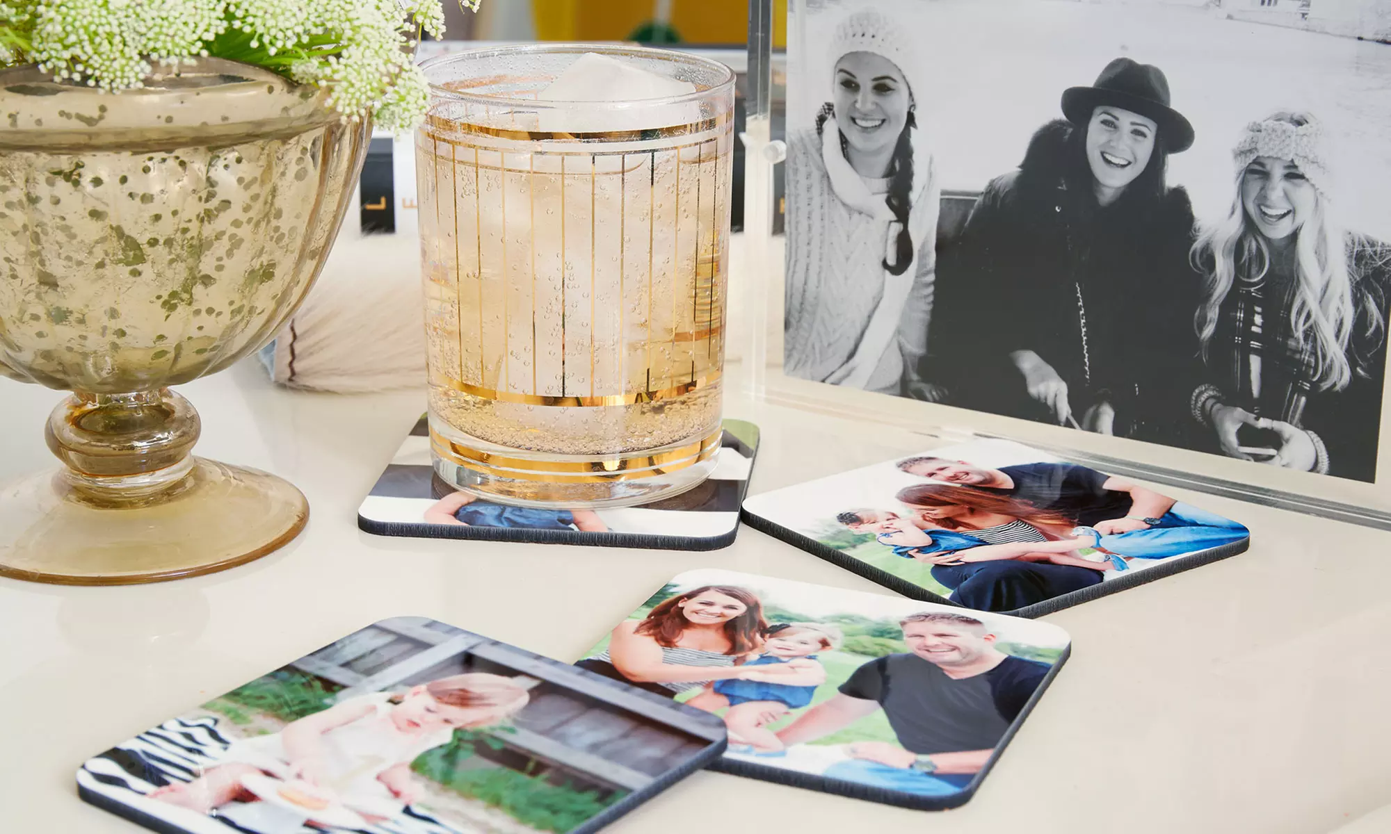 Zelfklevende keukenachterwand met glaslook