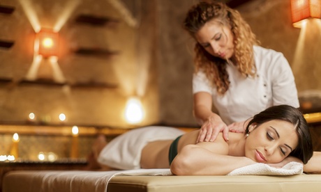 Fino a 5 massaggi a scelta, più un trattamento detossicante, al centro Vanity Beauty Hall (sconto fino a 85%)