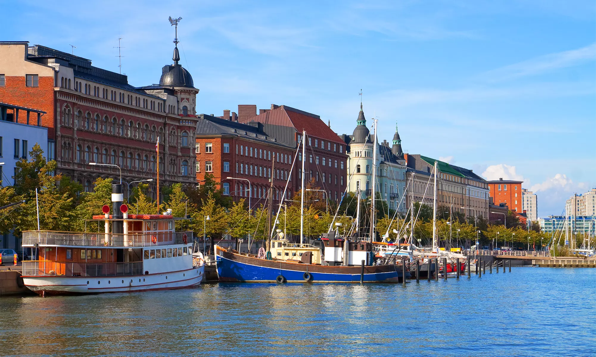 ✈ 4 Nights Helsinki & Santa Claus Holiday Village With Hotel & Flight