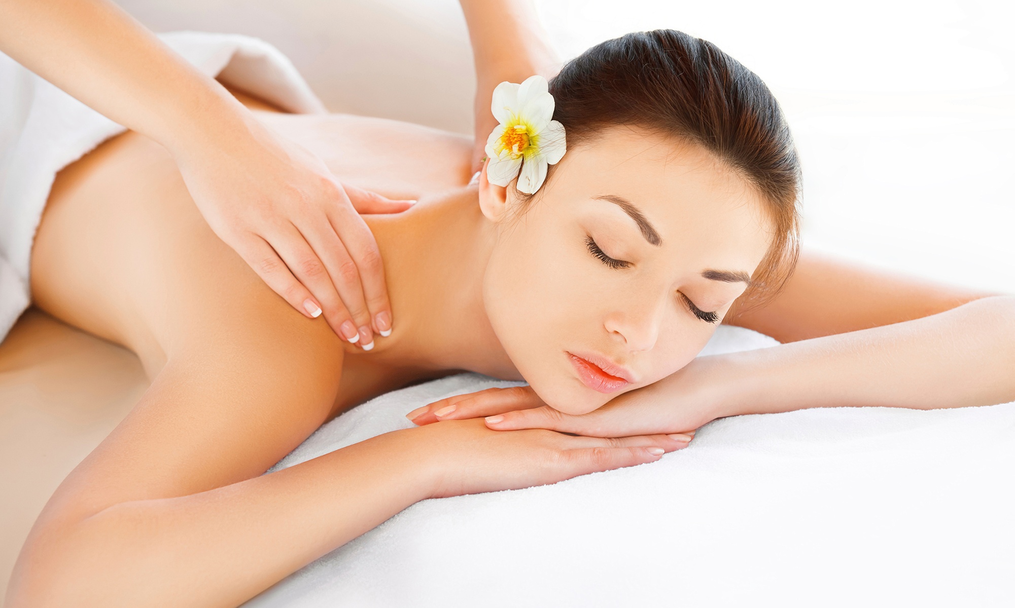 45-Min Head and Shoulder Massage, 60-Min Swedish or Women Womb Massage