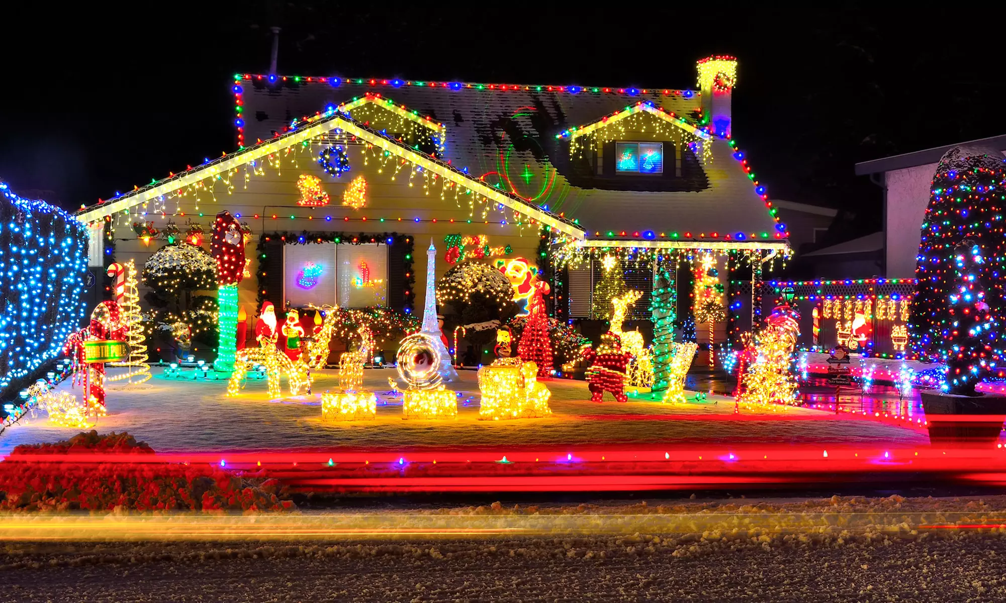$99 for $200 Toward Holiday Lights Installation from Santa's Chimney & Gutter - Primary Image