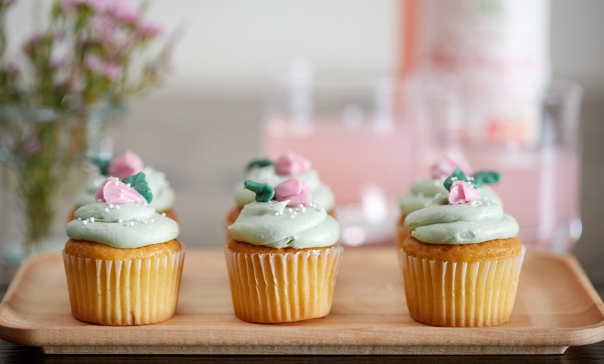 Image 1: Up to 28% Off on Cake Bakery at Cake Playhouse