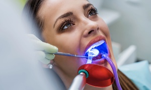 Zap Teeth Whitening Bar: $39 for In-Chair Teeth Whitening at Zap Teeth Whitening Bar (Up to $200 Value)