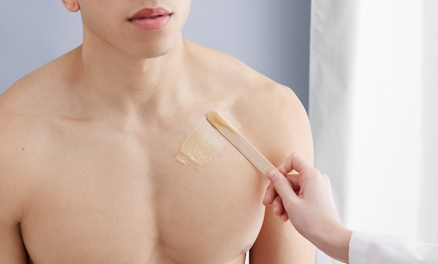 Image 1: $100 to Spend on Men's Waxing