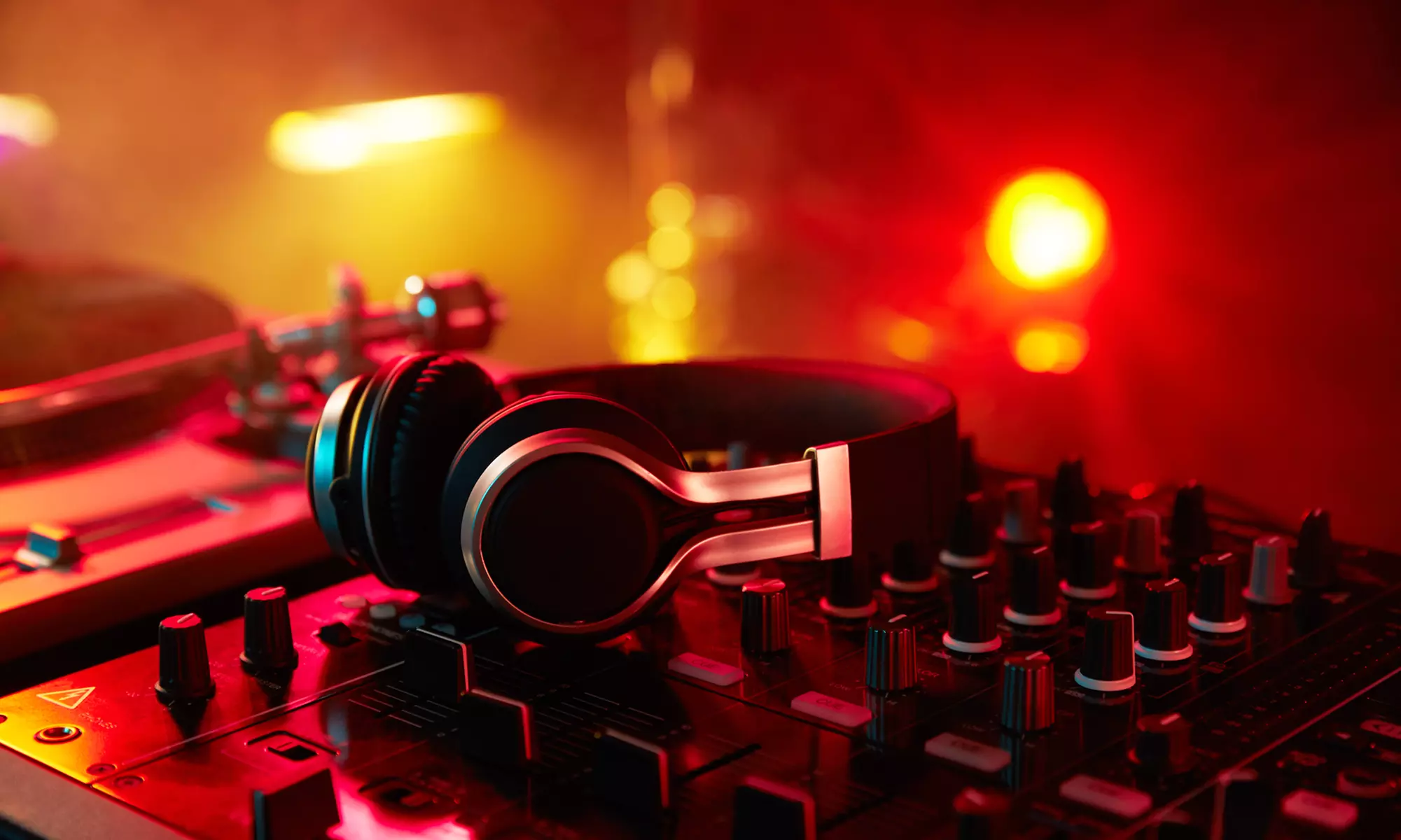 Rooftop Soca Meets Reggae Party with DJ First Choice & DJ Norie on May 27 at 4 p.m.    - Primary Image