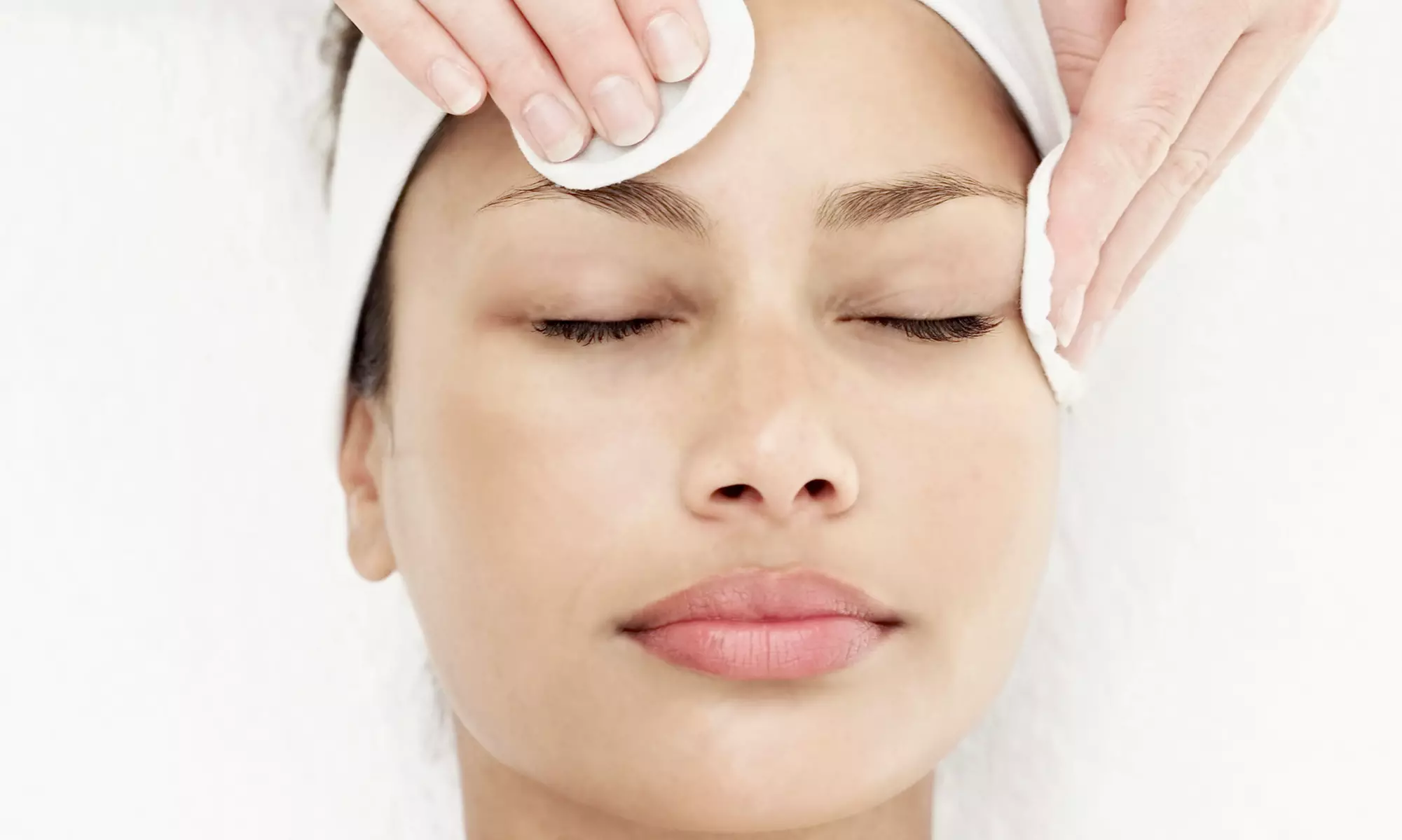 One or Three Microcurrent Facials at Coo's Skincare (Up to 45% Off) - Primary Image