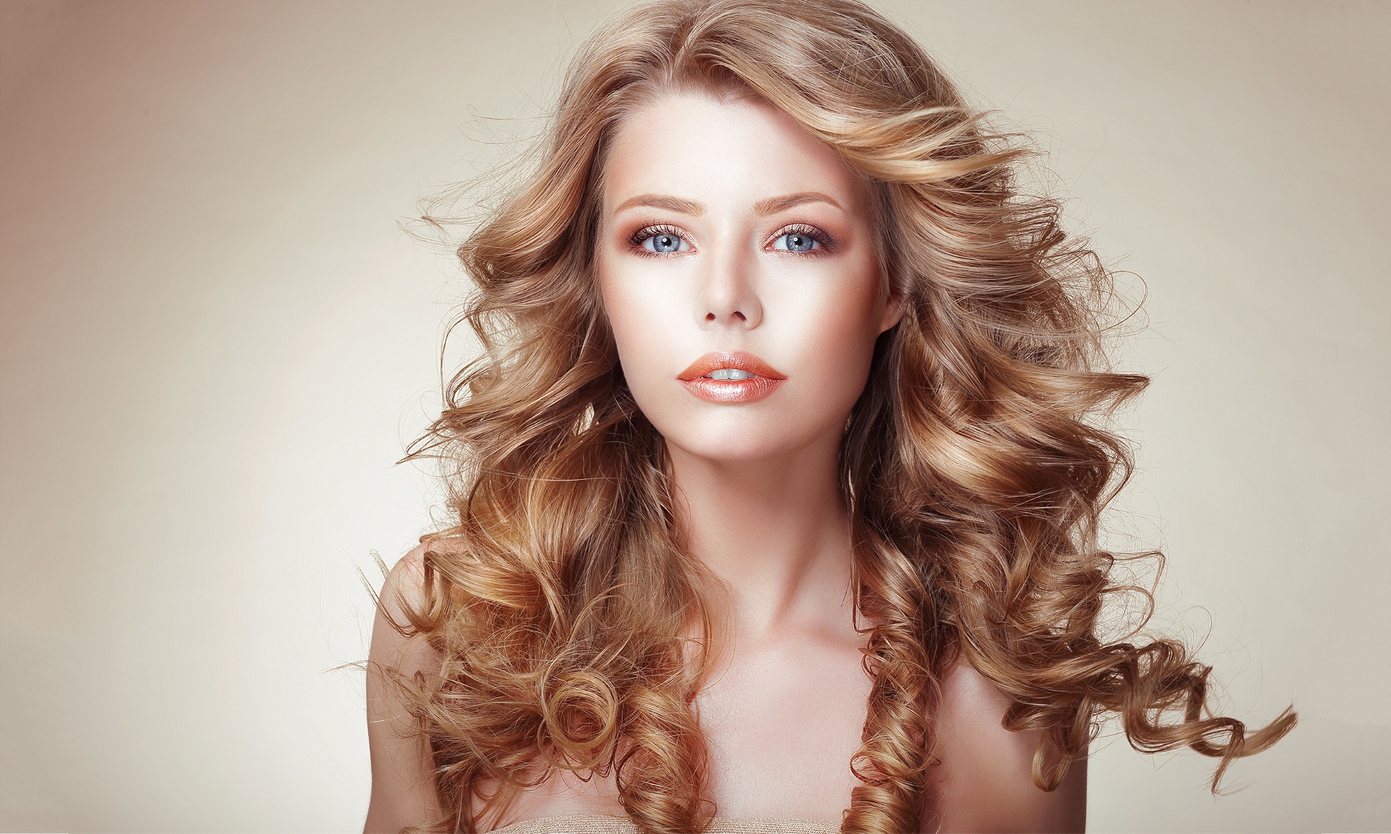 Transform Your Hair: Choice of Hair Services