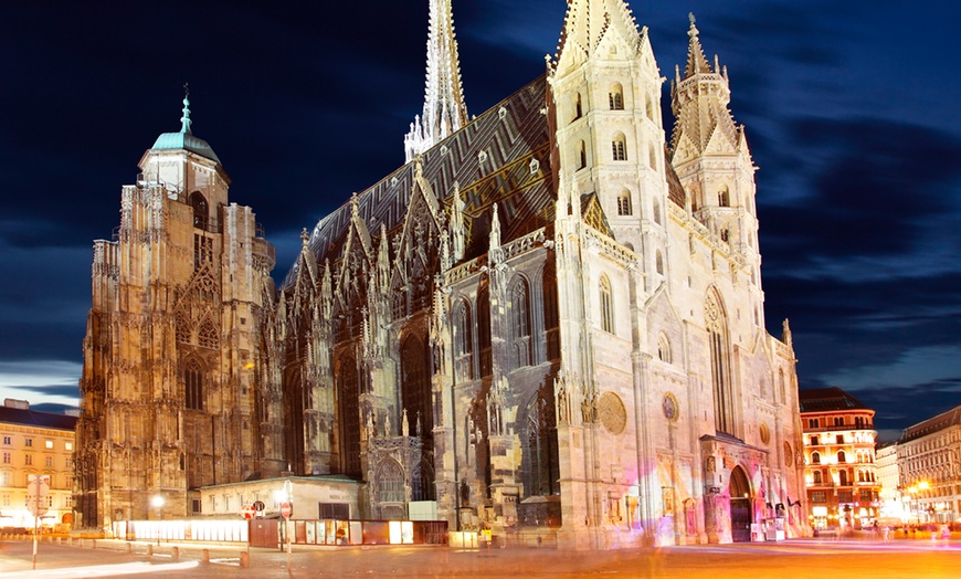 Image 5: ✈ Viena: 3 noches con vueltos I/V y free tour por la ciudad para 1