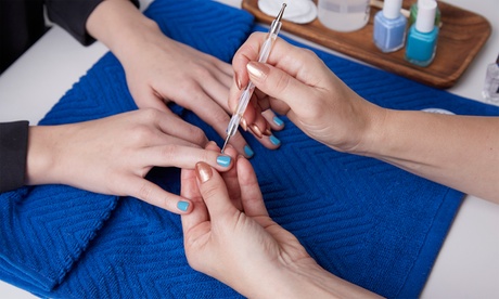 Pose de vernis semi-permanent à 14,90 € à l’institut Le Temps De