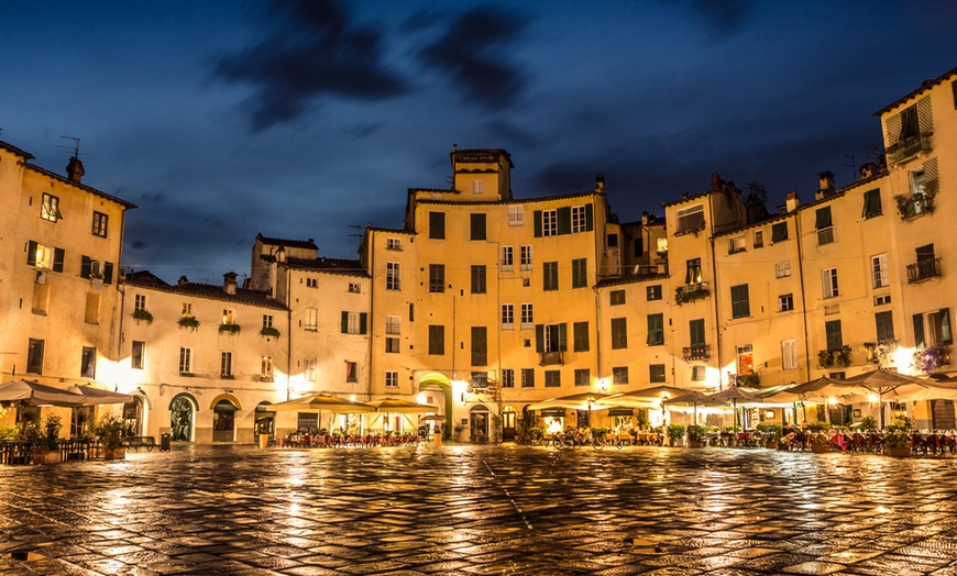 Image 1: Lucca, centro storico: fino a 3 notti con colazione
