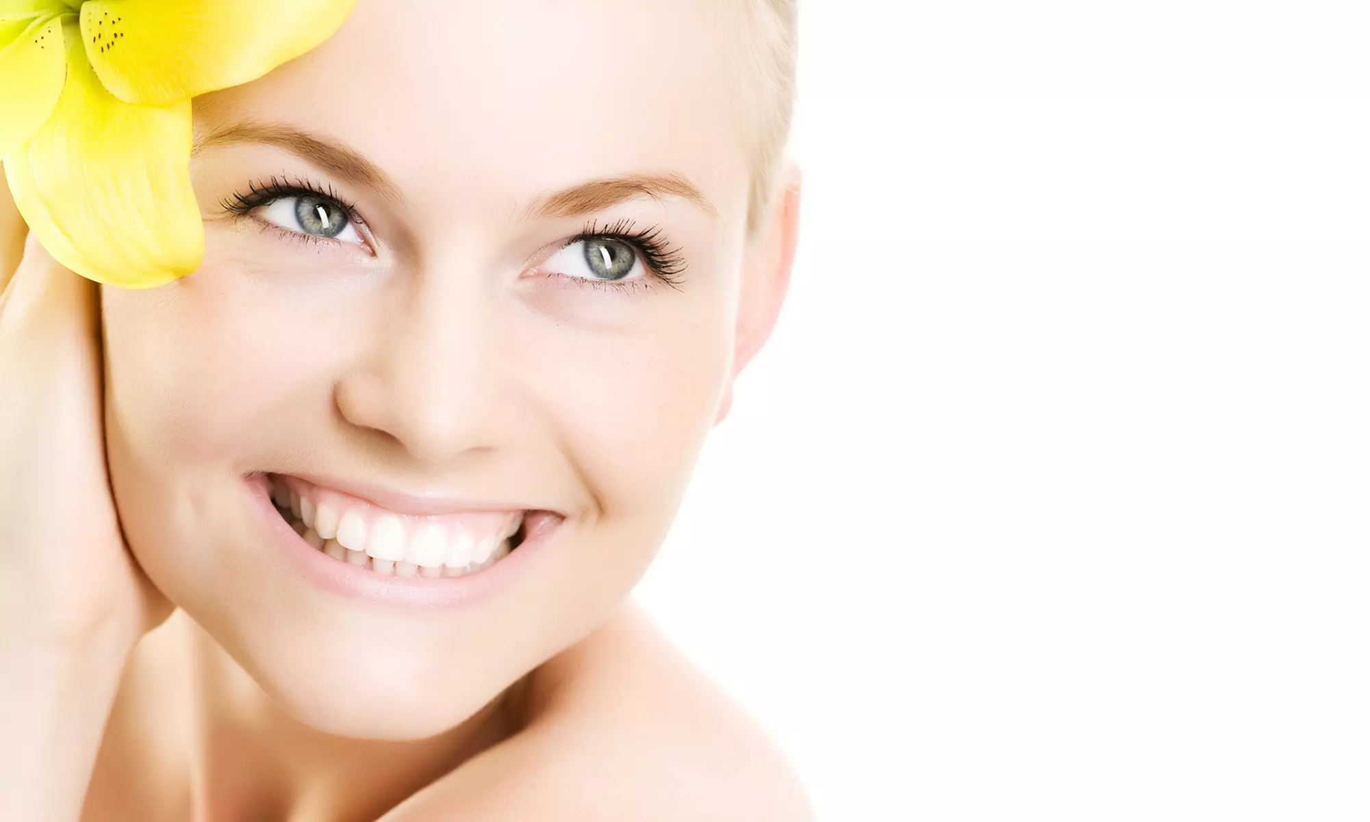 Express Microdermabrasion Facial: One ($29), Two ($49) or Three Visits ($69) at Luxury Collective Co (Up to $171 Value) - Primary Image