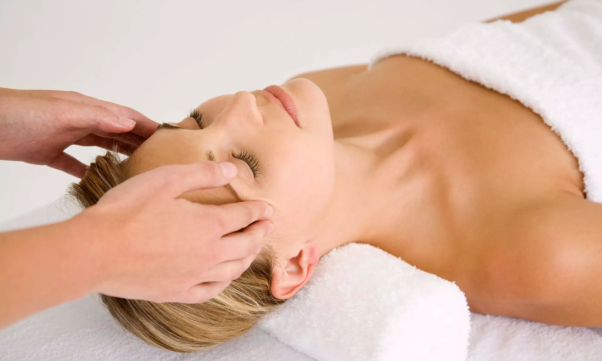 Rejuvenating Head Spa & Aromatherapy Experiences at Yi Spa