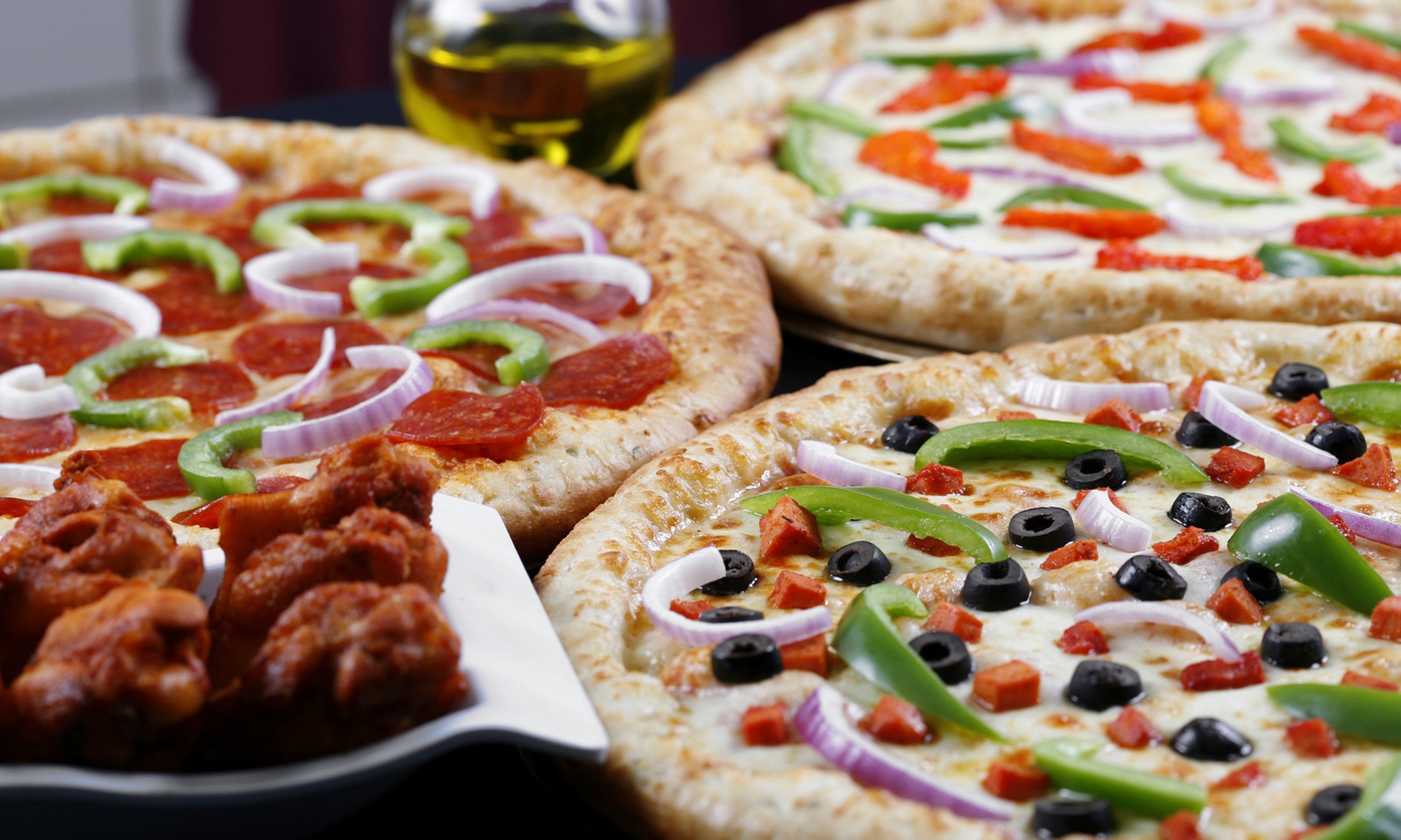 $25, $50 or $100 Restaurant eGift Card to Round Table Pizza
