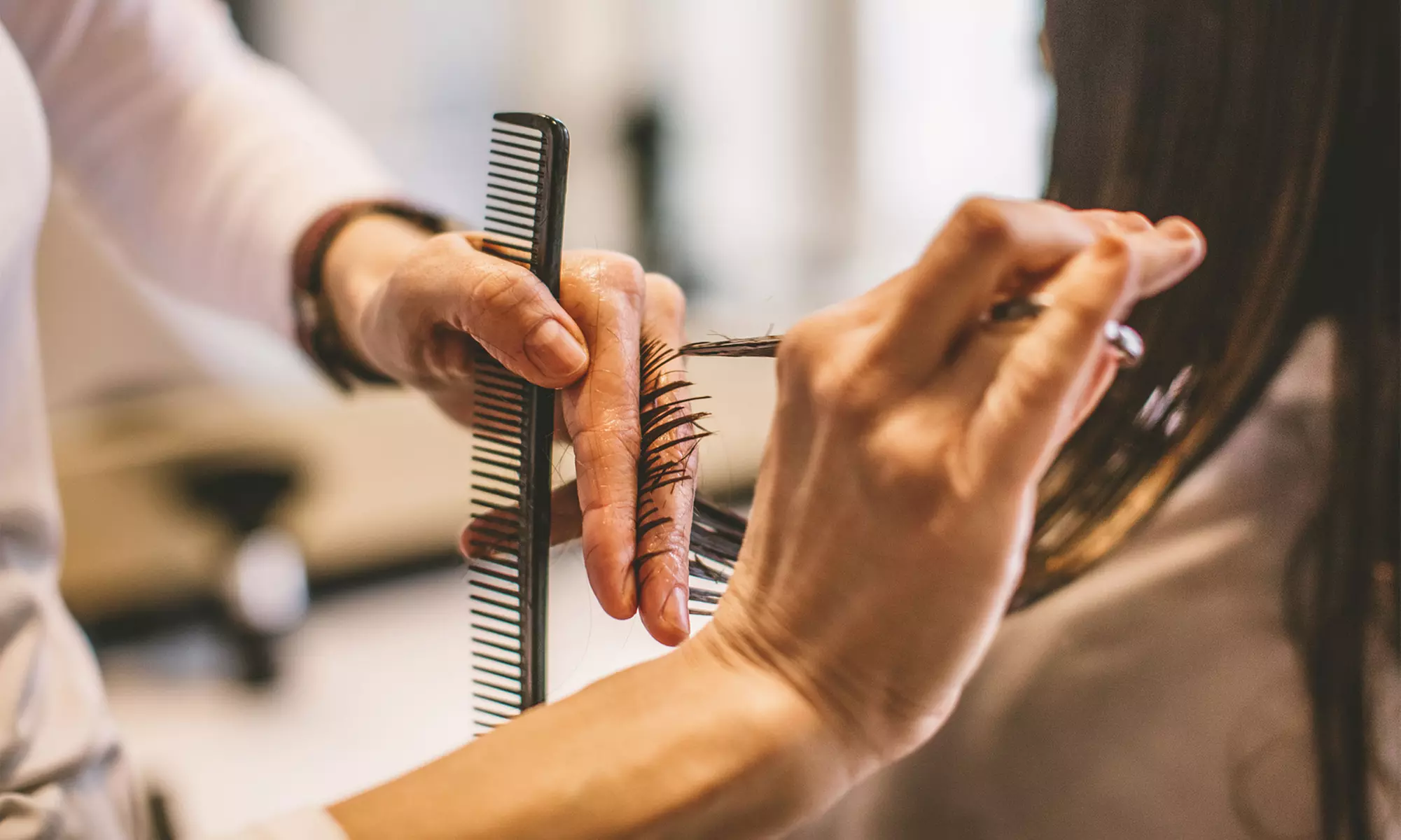 Experience Bollywood Salon's Chic Haircuts, Highlights, and Styles with up to 25% Off - Primary Image