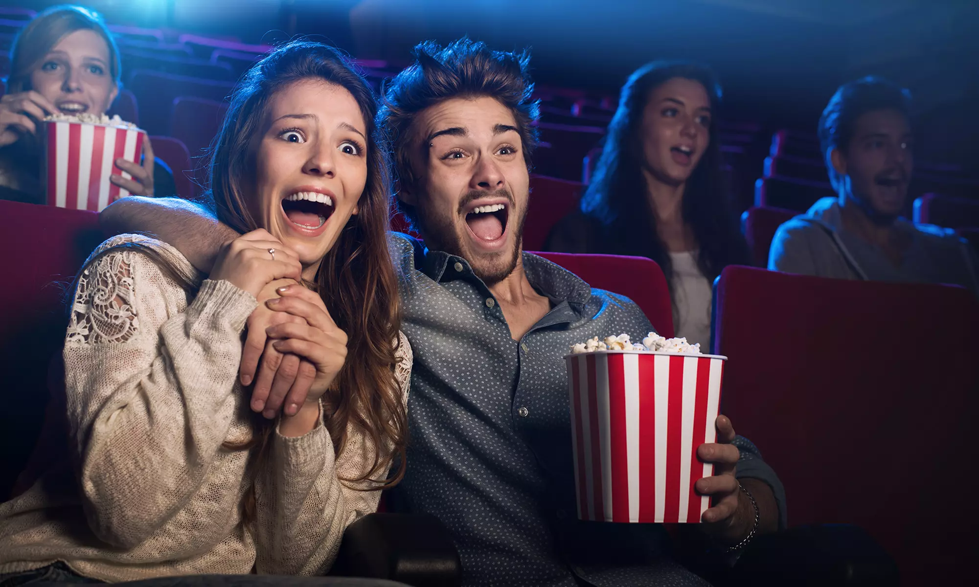 1 entrada de cine para una persona válida para todos los días de la semana, ahorra un 30% - Primary Image