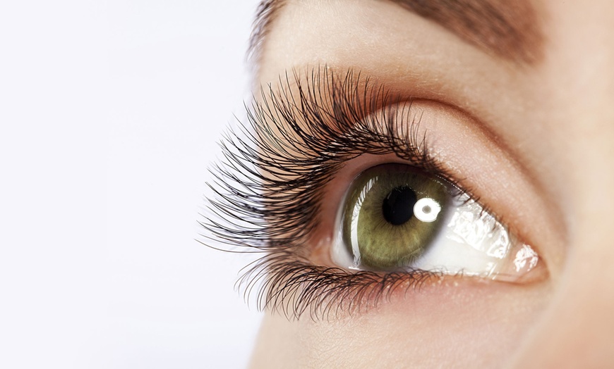 Image 1: Classic Eyelash Extensions