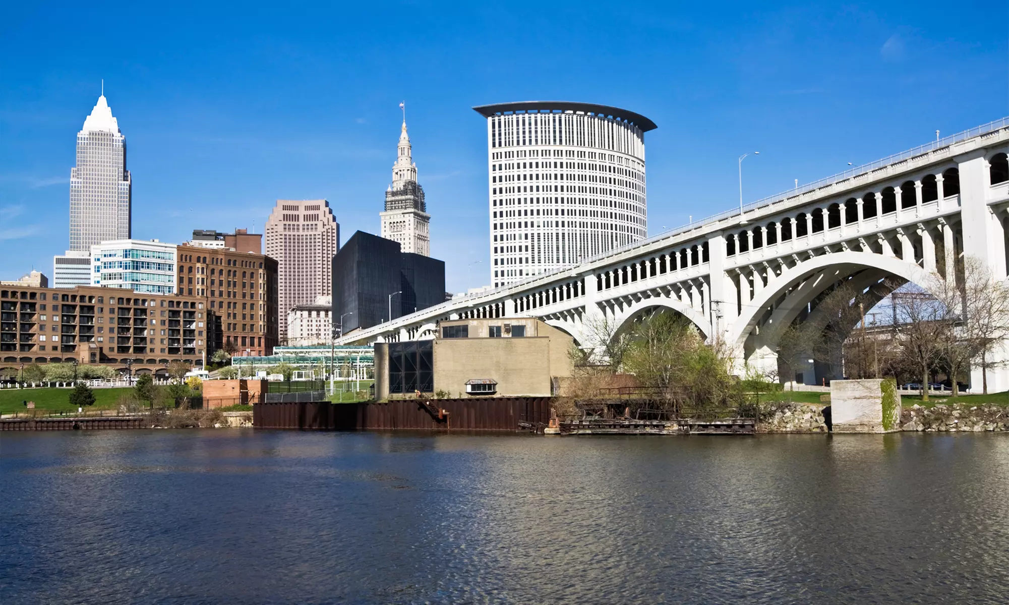 Stay at Hampton Inn Cleveland-Downtown, OH. - Primary Image