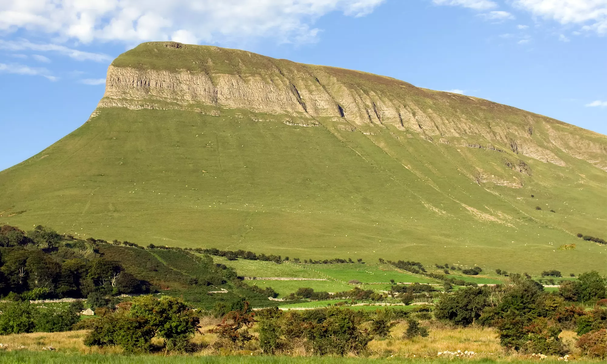 ✈ 8-Day Ireland Fly & Drive with Cottage Stay (Quad Occupancy) 