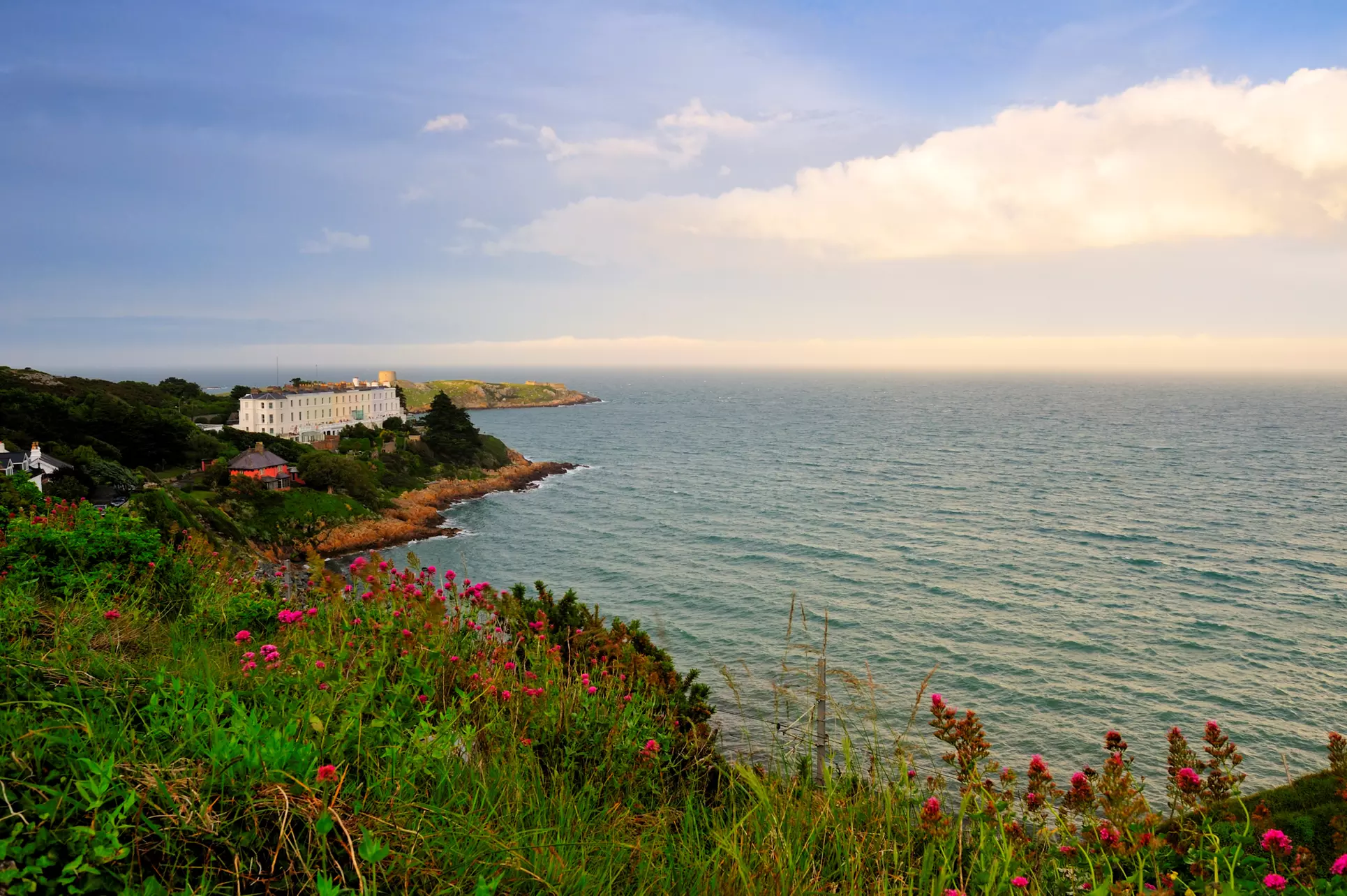 ✈ 8-Day Ireland Fly & Drive with Cottage Stay (Quad Occupancy) 
