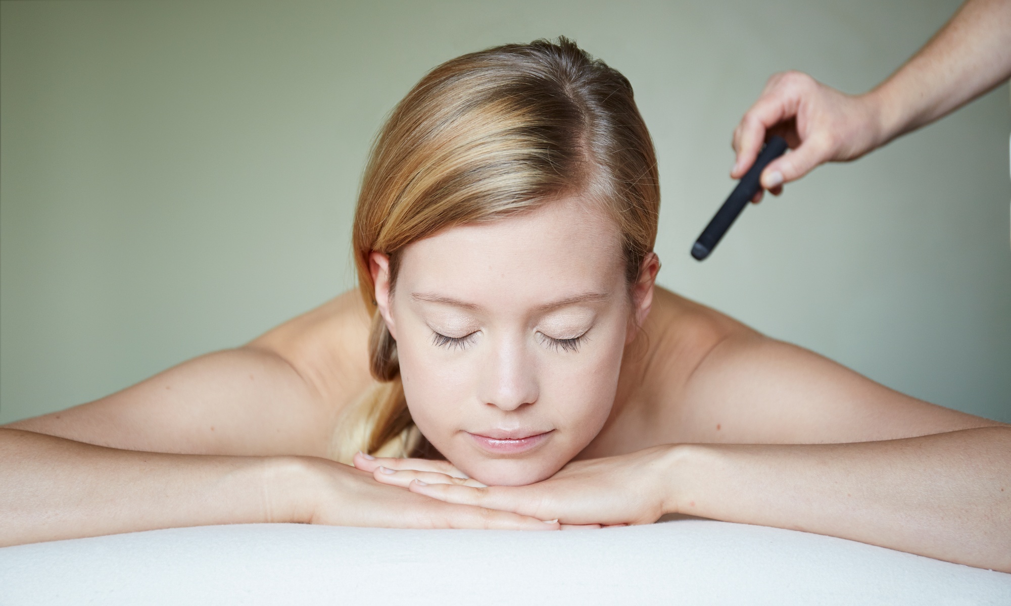 Moxibustion Heat Therapy: Ancient Healing for Modern Wellness