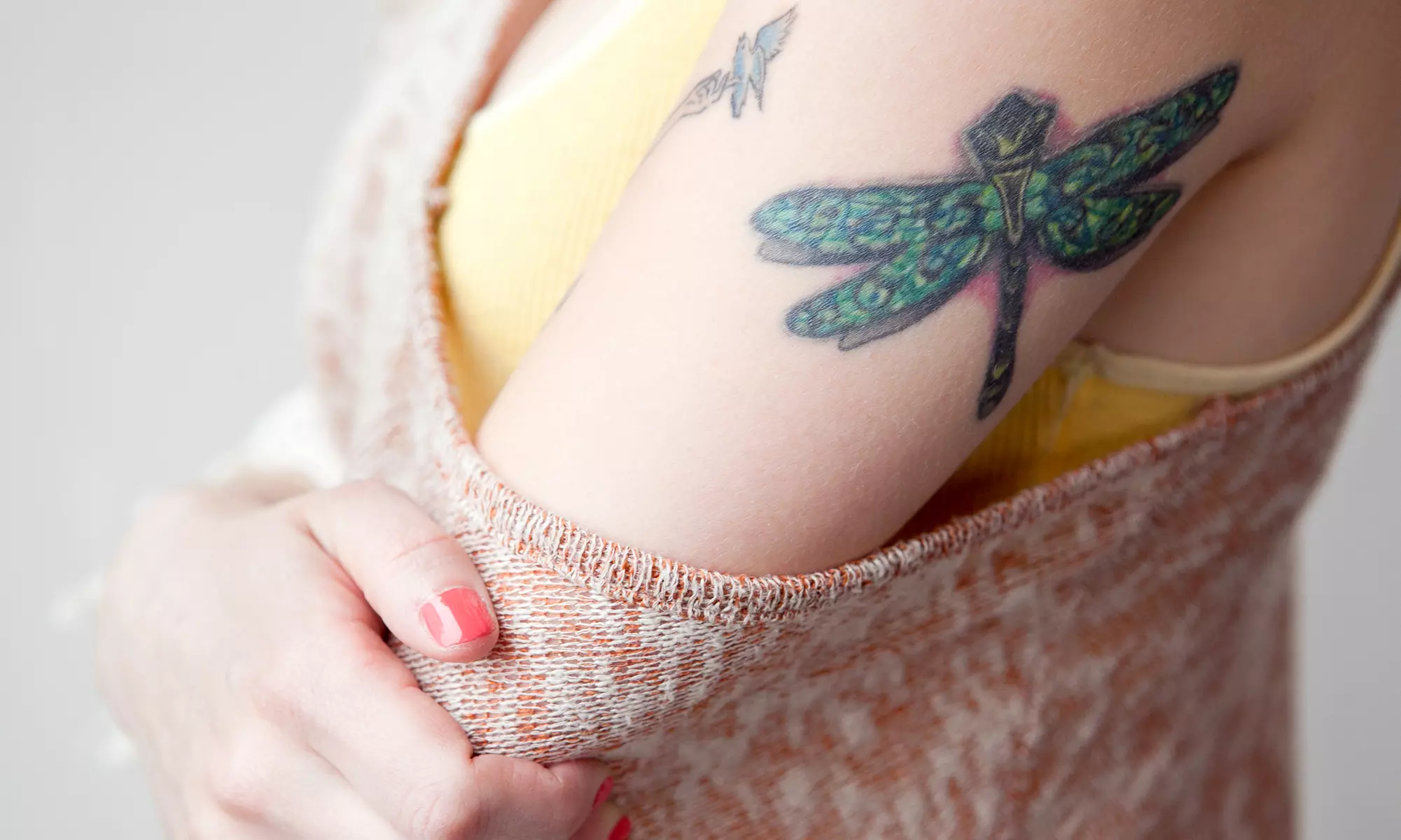 3, 6 o 9 sesiones de láser para eliminar tatuajes desde 79 € en Centro Europeo de Cirugía Estética - Primary Image