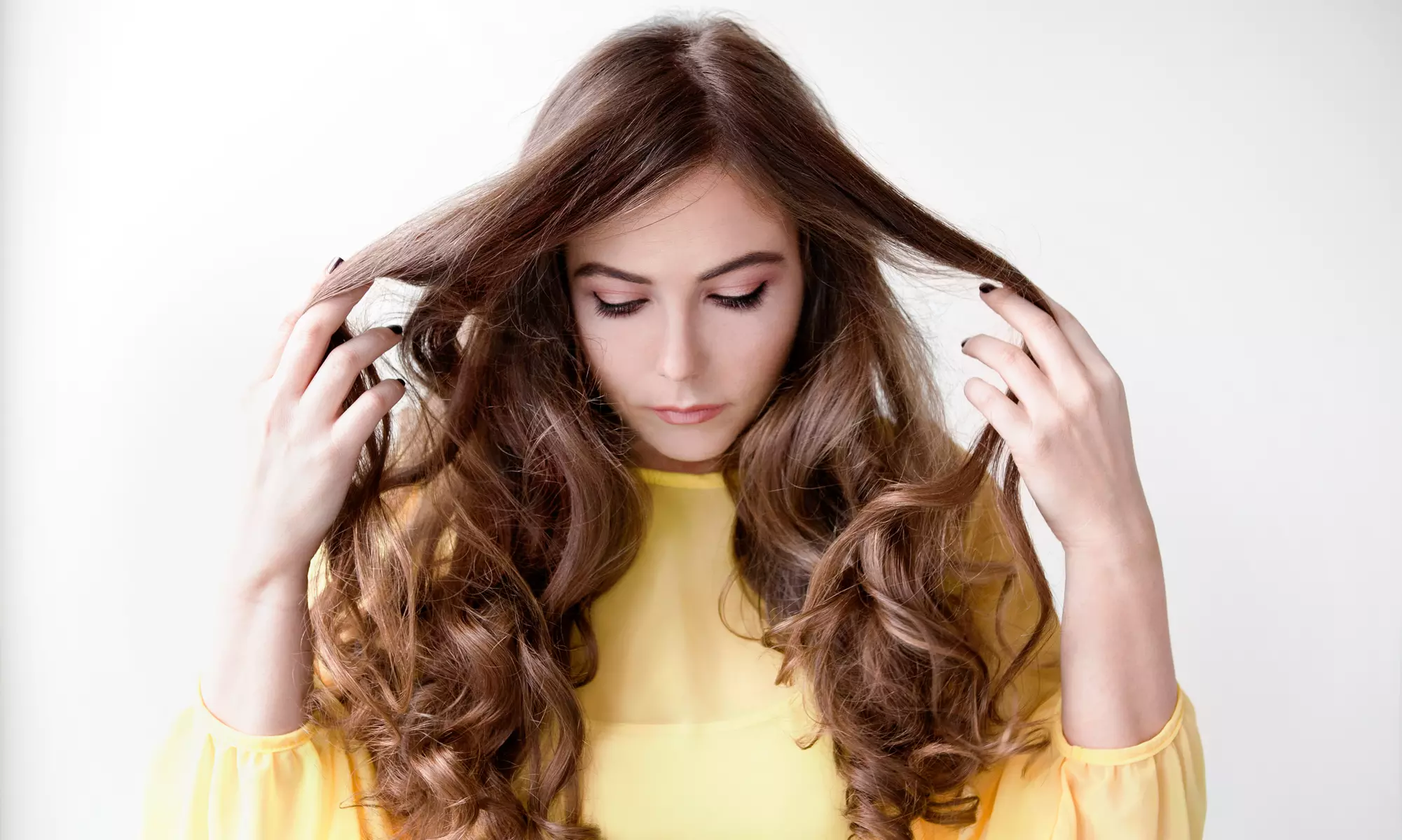 $27.50 for a Root Touchup and Blow-Dry at Salon Divine  ($60 Value) - Primary Image
