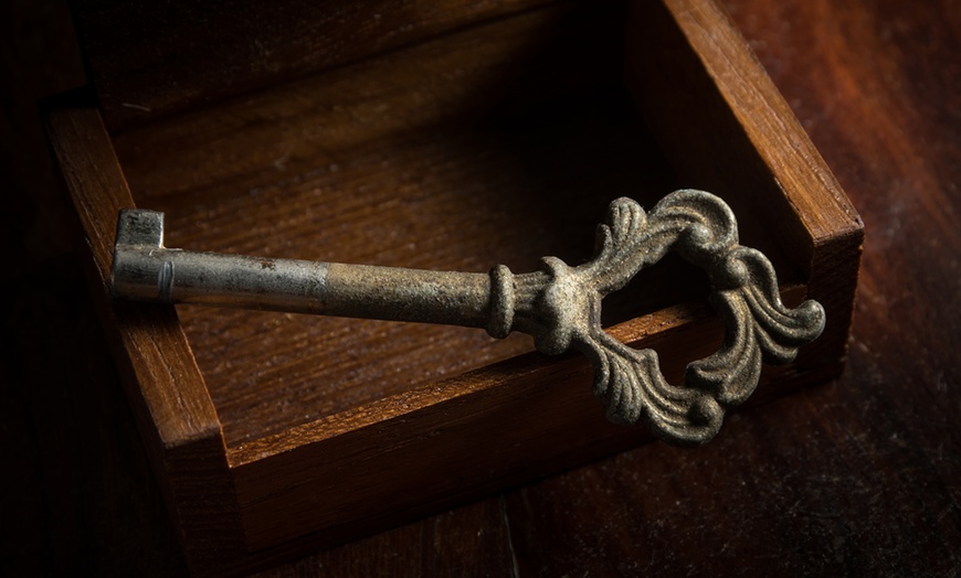 Image 1: Unravel Puzzles & Unlock Mysteries with Boulder Escape Room Adventures