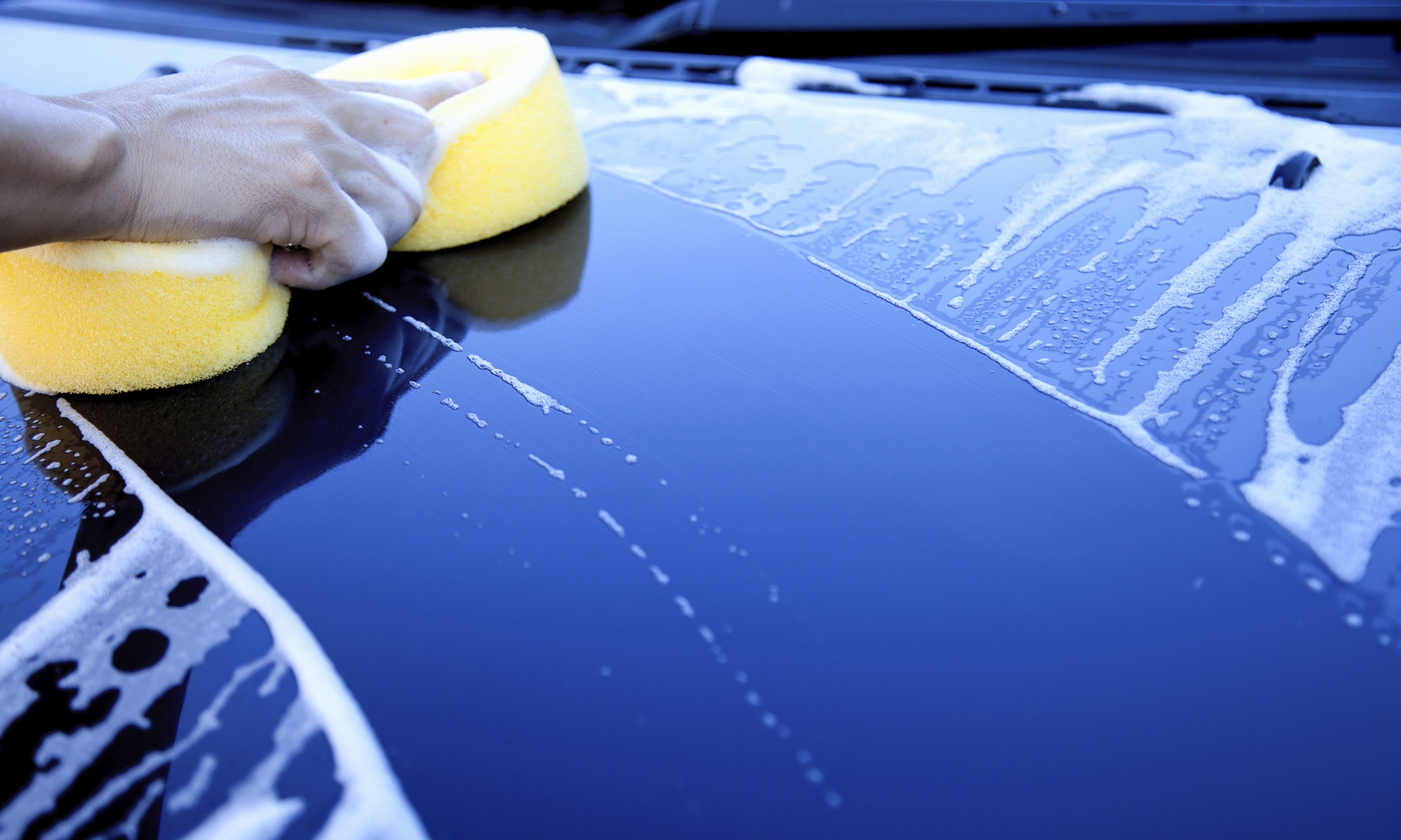 Pkw-Außenreinigung inkl. Extras